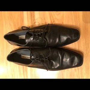 Men’s Steve Madden black dress shoes